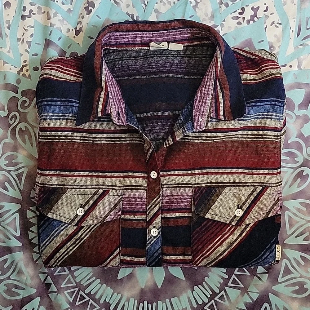 Roxy Long-Sleeve button down shirt - Picture 1 of 6